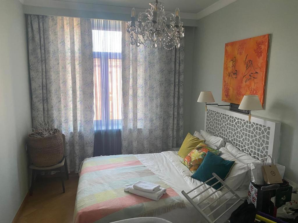 Spacious Modern 2 Bedrooms Apartment In Central Jereván Kültér fotó