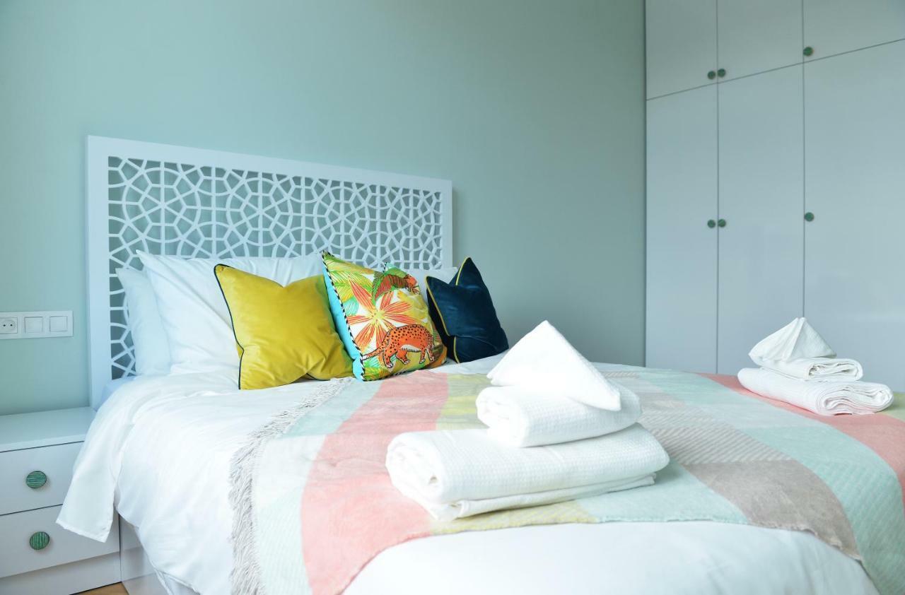 Spacious Modern 2 Bedrooms Apartment In Central Jereván Kültér fotó