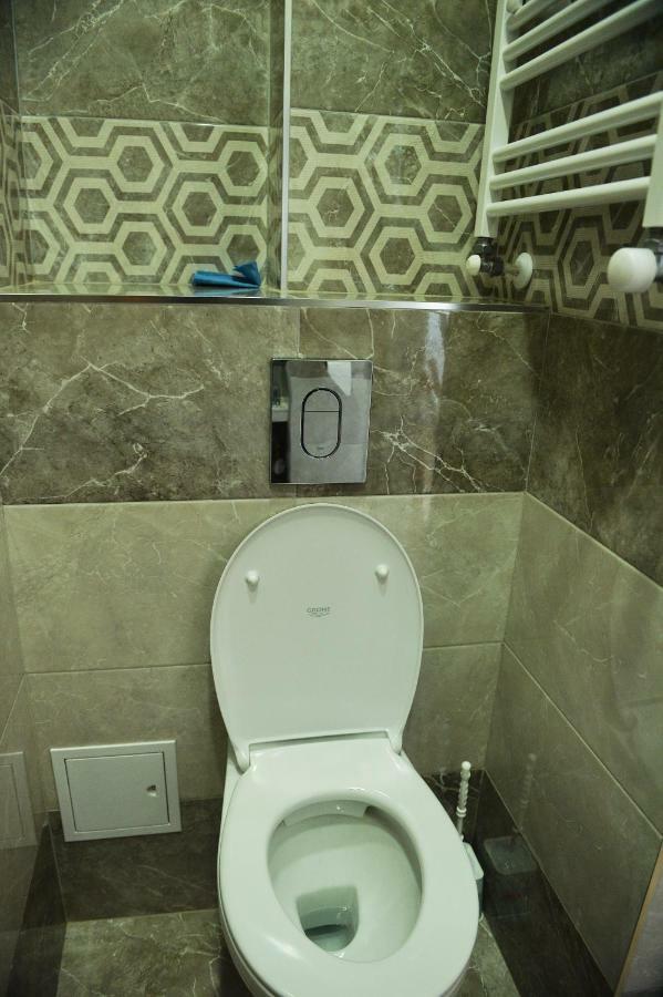 Spacious Modern 2 Bedrooms Apartment In Central Jereván Kültér fotó