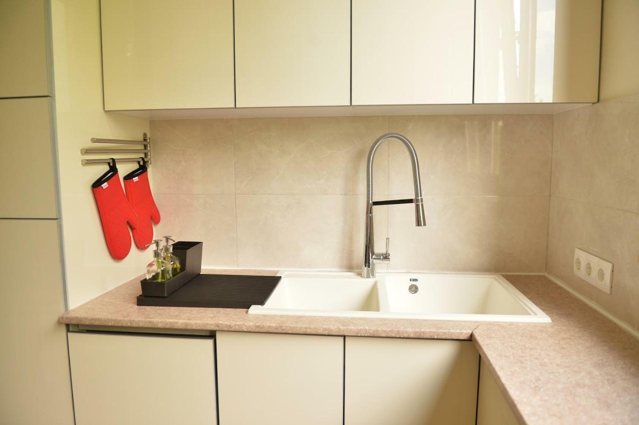 Spacious Modern 2 Bedrooms Apartment In Central Jereván Kültér fotó